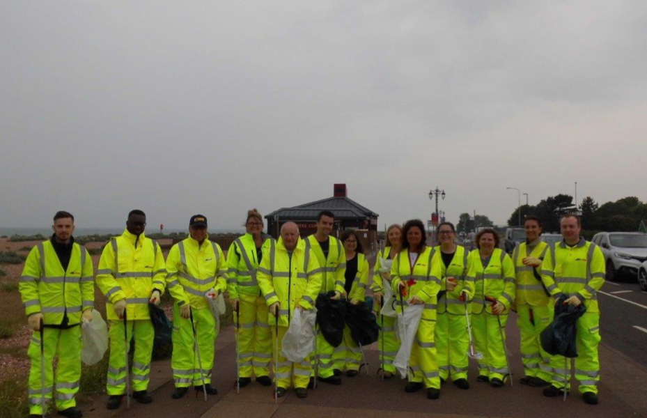 Portsmouth volunteers brave the elements to clean the beach!